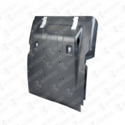 Renault Rear Mudguard R/H Front Part